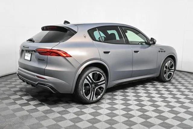 2025 Maserati Grecale Folgore Standard