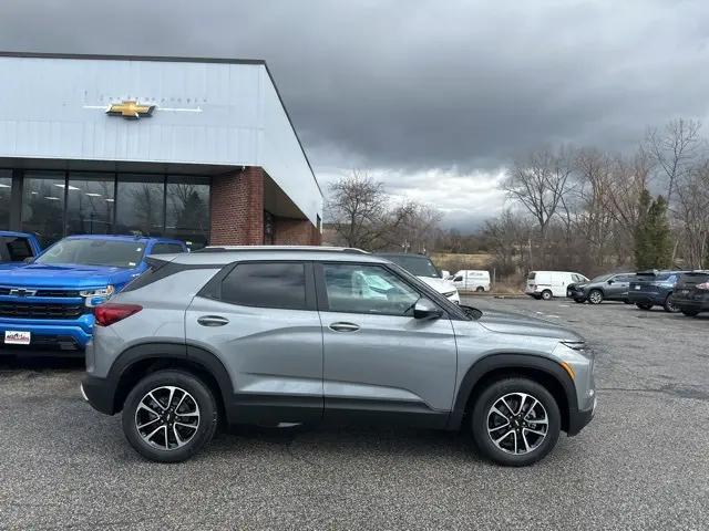 2025 Chevrolet TrailBlazer AWD LT