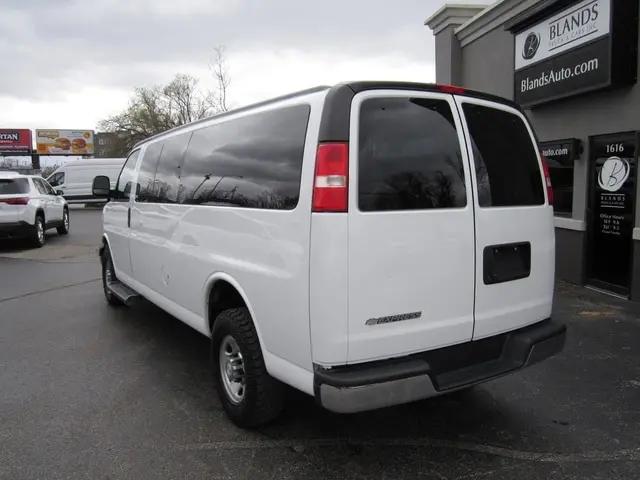 2019 Chevrolet Express LT