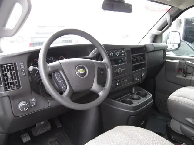 2019 Chevrolet Express LT