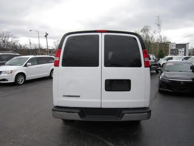 2019 Chevrolet Express LT