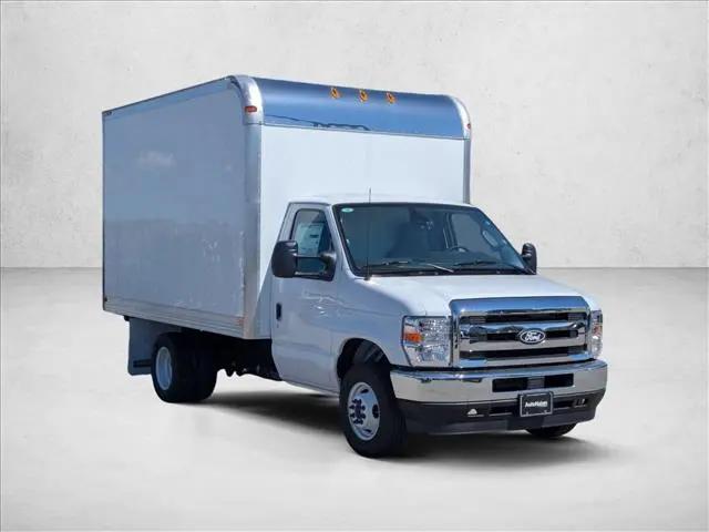 2026 Ford E-350 Cutaway E-Series Cutaway