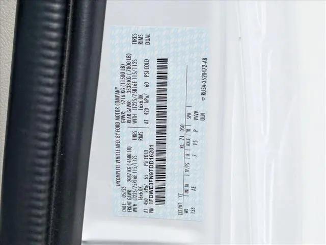 2026 Ford E-350 Cutaway E-Series Cutaway