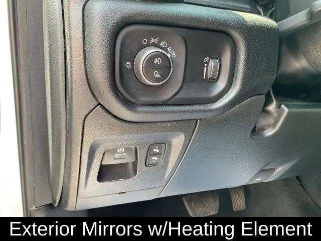 2022 Ram 1500 Big Horn Crew Cab 4x4 57 Box
