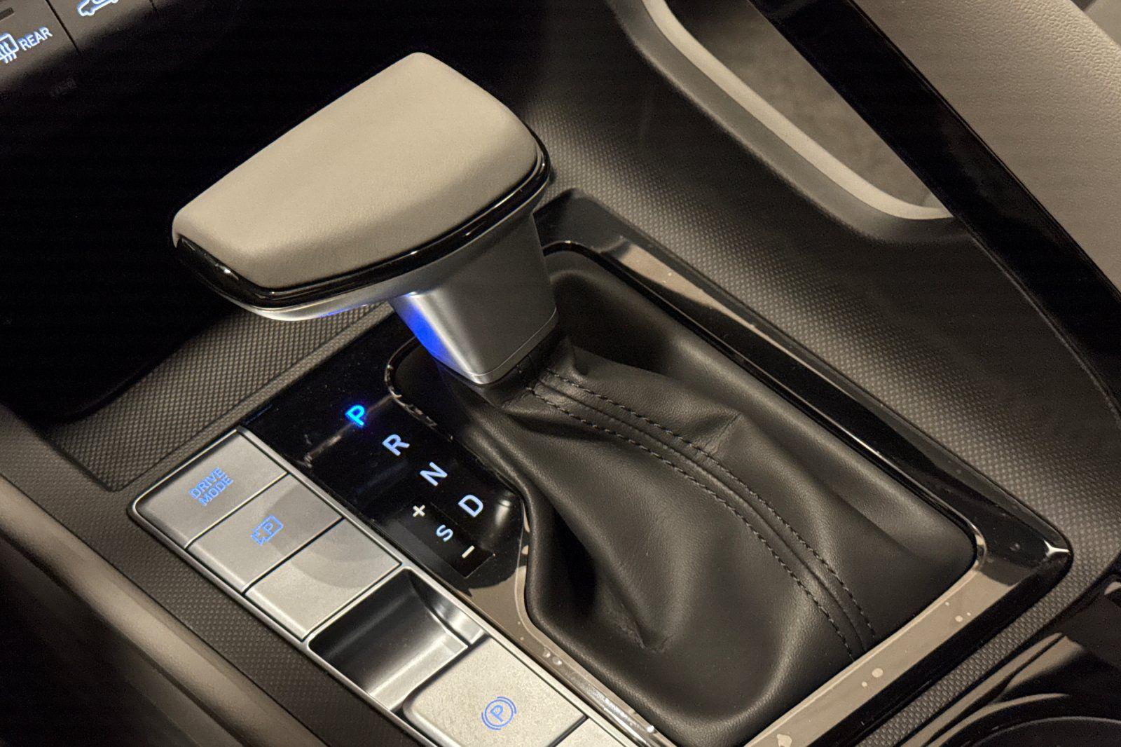 2025 Hyundai Elantra Blue - Photo 21