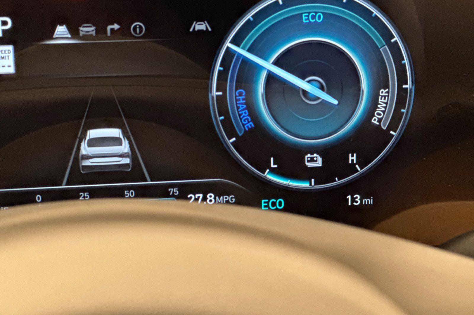 2025 Hyundai Elantra Blue - Photo 27