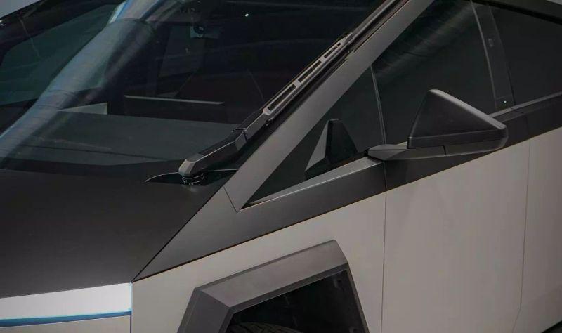 2024 Tesla Cybertruck Cyberbeast