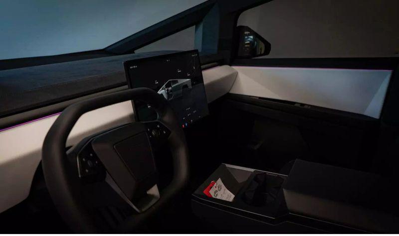 2024 Tesla Cybertruck Cyberbeast