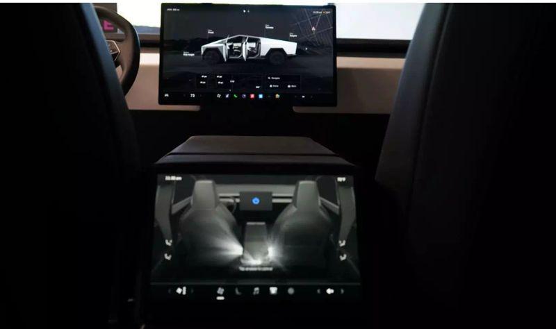 2024 Tesla Cybertruck Cyberbeast