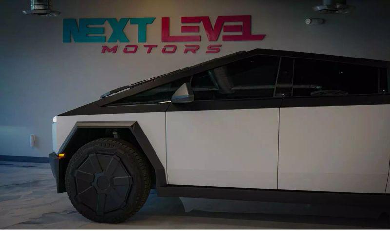 2024 Tesla Cybertruck Cyberbeast