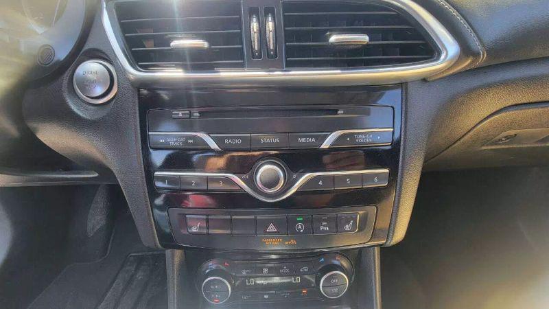 2018 INFINITI QX30 Premium