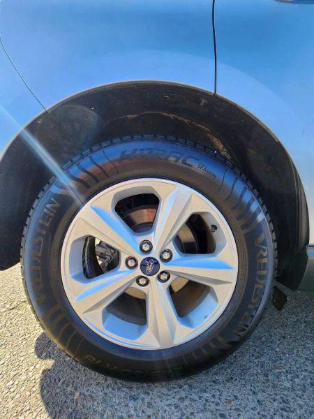 2020 Ford Edge SE