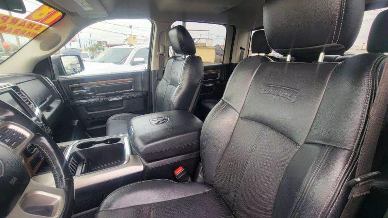 2018 Ram 1500 Laramie Crew Cab 4x4 5'7" Box
