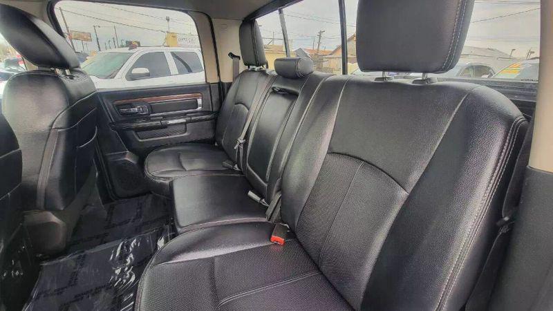 2018 Ram 1500 Laramie Crew Cab 4x4 5'7" Box
