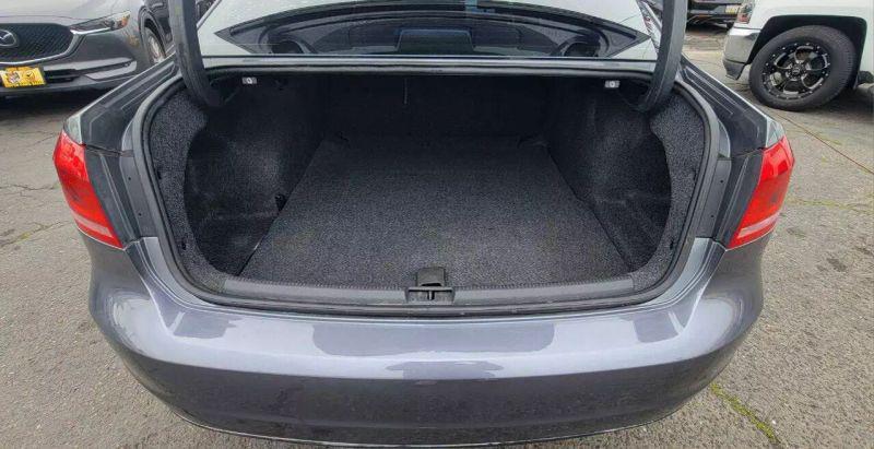 2013 Volkswagen Passat 2.5L S