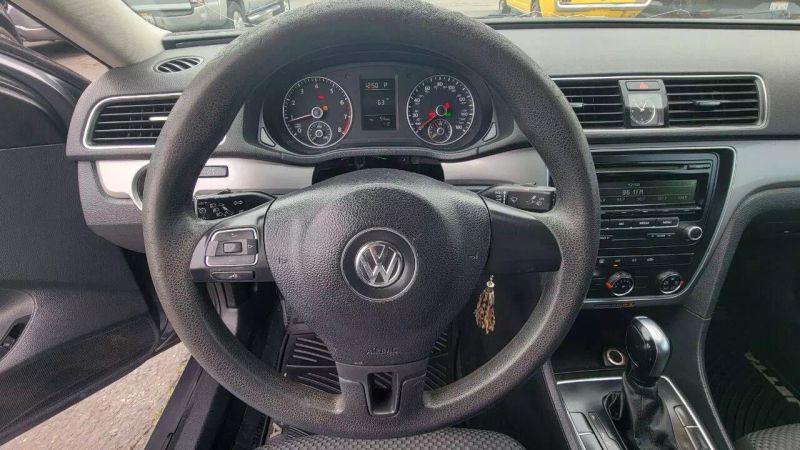 2013 Volkswagen Passat 2.5L S