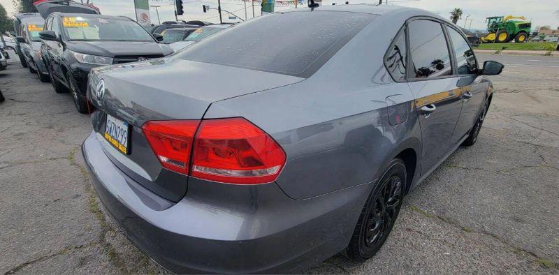 2013 Volkswagen Passat 2.5L S