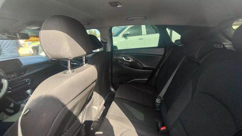 2019 Hyundai Elantra GT Base