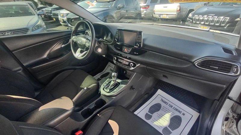 2019 Hyundai Elantra GT Base