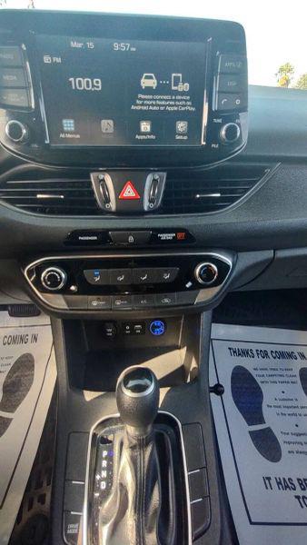 2019 Hyundai Elantra GT Base
