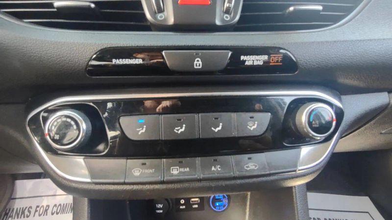 2019 Hyundai Elantra GT Base