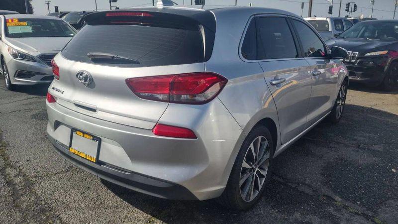 2019 Hyundai Elantra GT Base