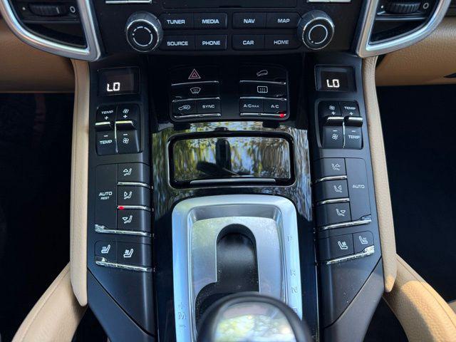 2018 Porsche Cayenne Platinum Edition