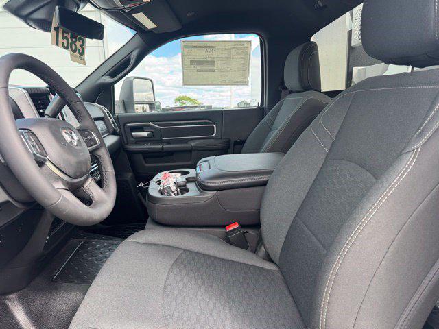 2025 Ram 5500 Tradesman/Big Horn