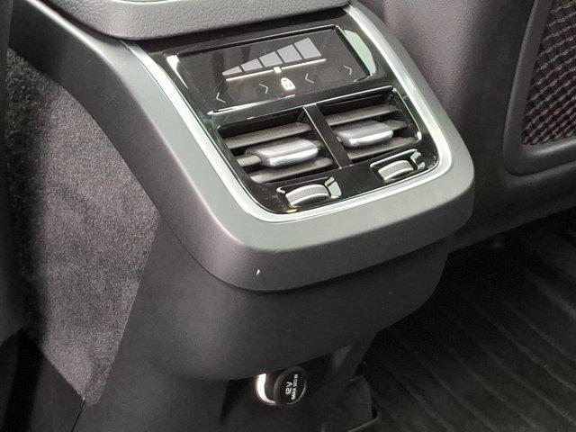 2018 Volvo XC90 T5 Momentum