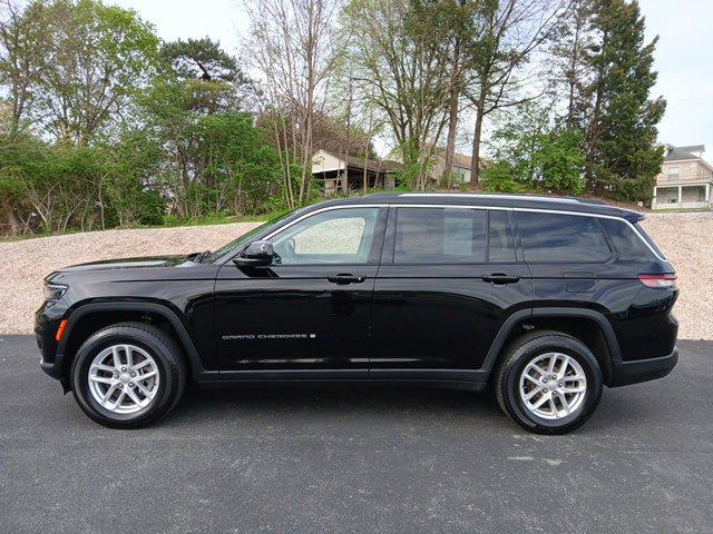 2022 Jeep Grand Cherokee L Laredo 4x4