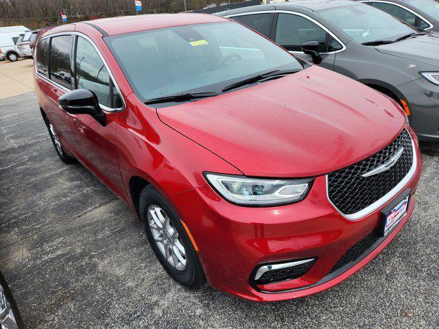 2025 Chrysler Pacifica PACIFICA SELECT