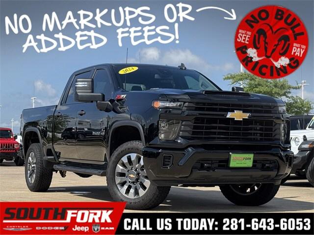 2024 Chevrolet Silverado 2500HD 4WD Crew Cab Standard Bed Custom