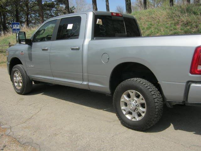 2024 RAM 2500 Laramie Crew Cab 4x4 64 Box 2024 RAM 2500 Laramie Crew Cab 4x4 64 Box