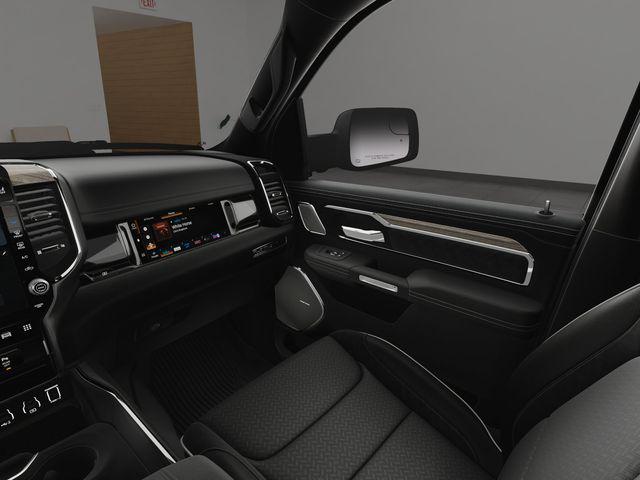 2025 Ram 1500 Laramie Crew Cab 4x4 5'7" Box