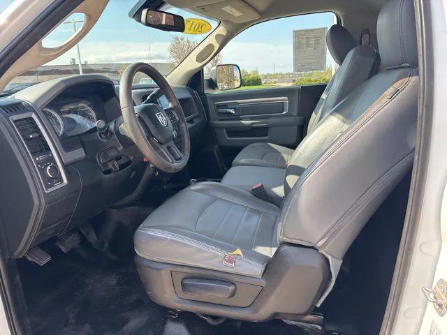 2017 RAM 2500 Tradesman Regular Cab 4x4 8 Box