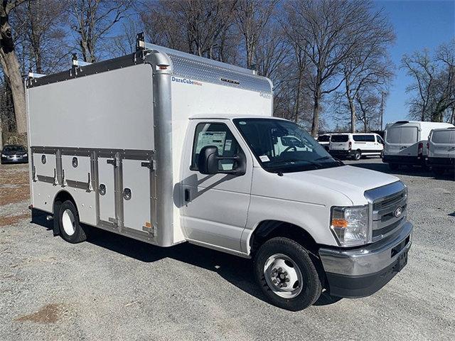 2026 Ford E-350 Cutaway 2026 FORD E-350 CUTAWAY CHASSIS 2DR 138 WB HD