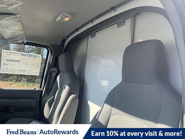 2026 Ford E-350 Cutaway 2026 FORD E-350 CUTAWAY CHASSIS 2DR 138 WB HD