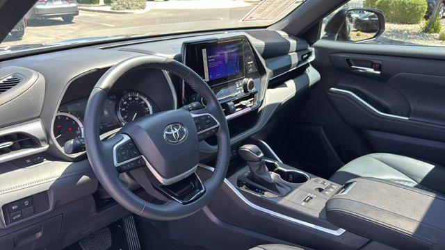 2024 Toyota Highlander XSE