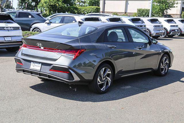 2025 Hyundai Elantra Hybrid SEL Sport