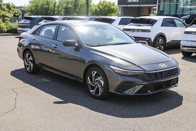 2025 Hyundai Elantra Hybrid SEL Sport