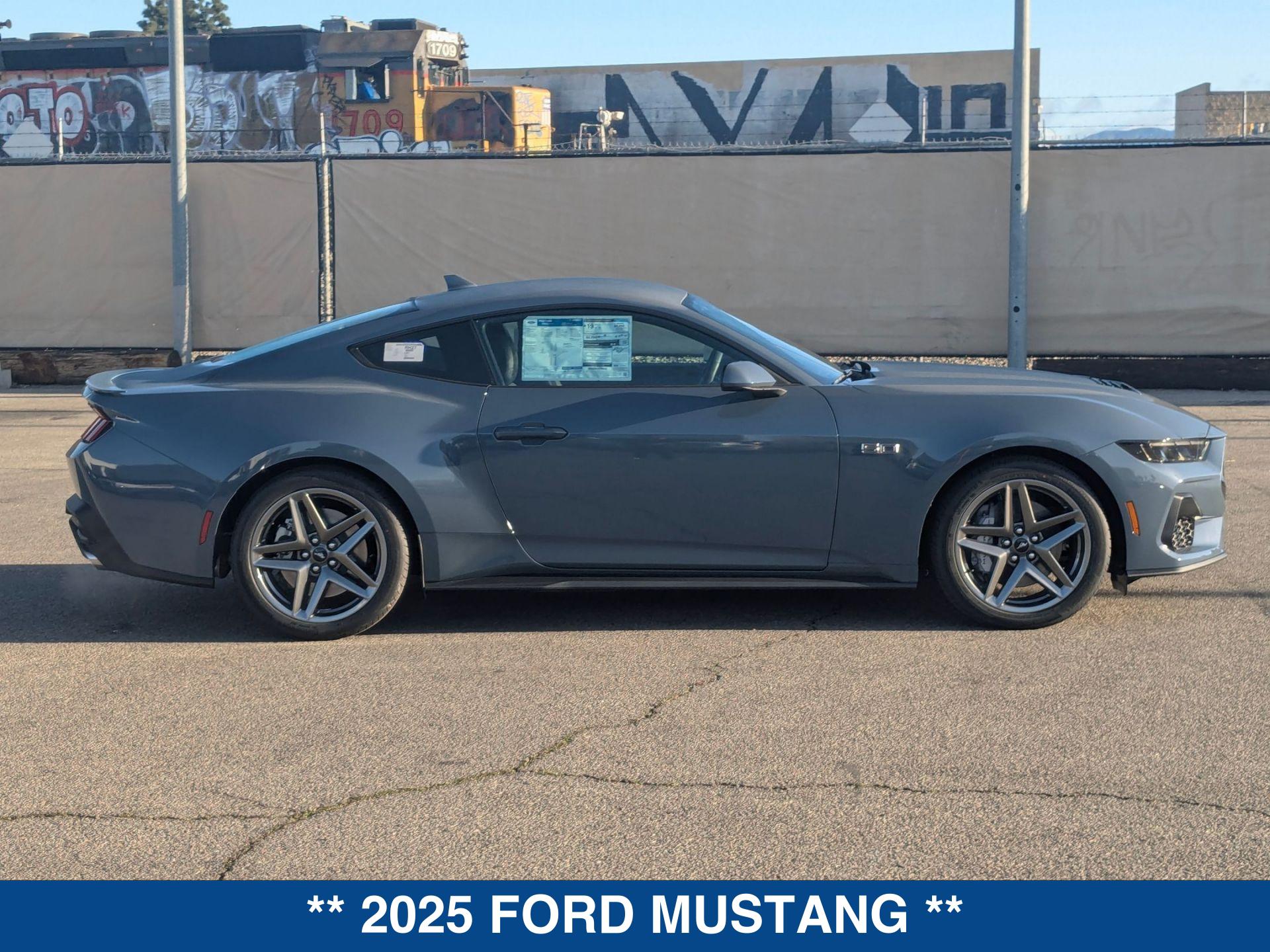 2025 Ford Mustang GT Premium