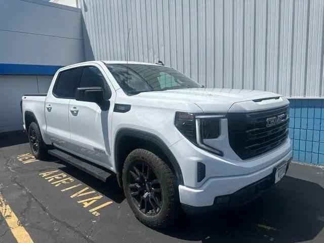 2024 GMC Sierra 1500 4WD Crew Cab Short Box Elevation with 3SB for sale in Plymouth, WI