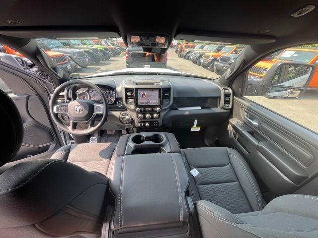 2025 RAM Ram 1500 RAM 1500 WARLOCK CREW CAB 4X4 57 BOX