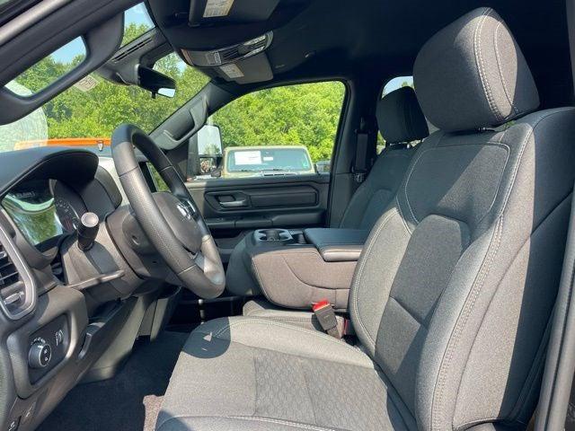 2025 RAM Ram 1500 RAM 1500 WARLOCK CREW CAB 4X4 57 BOX