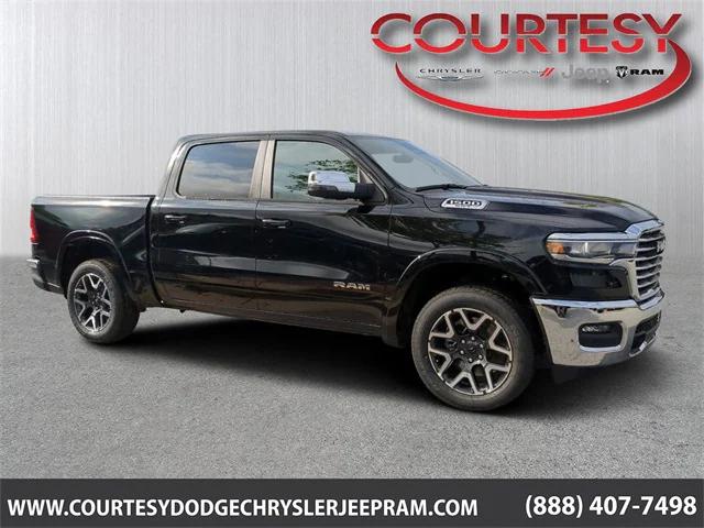 2025 RAM Ram 1500 RAM 1500 LARAMIE CREW CAB 4X4 57 BOX