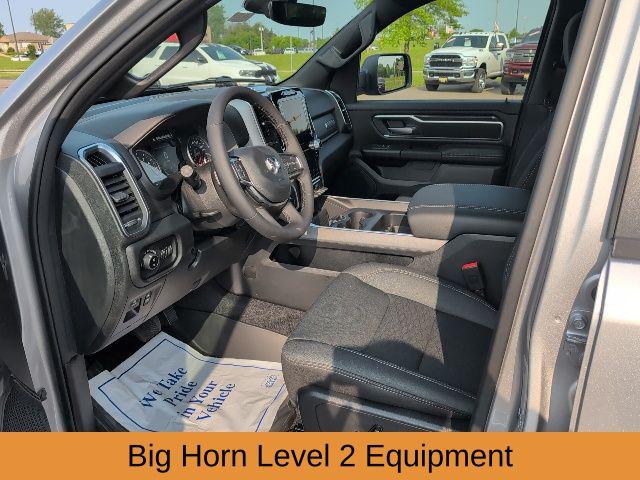 2025 RAM Ram 1500 RAM 1500 BIG HORN CREW CAB 4X4 57 BOX