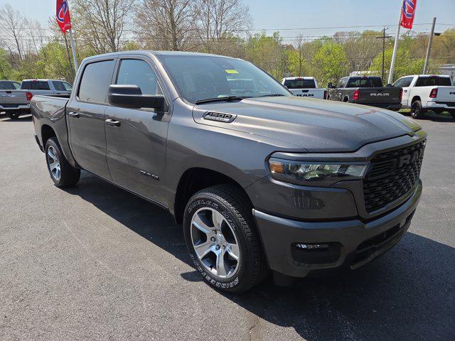 2025 RAM Ram 1500 RAM 1500 TRADESMAN CREW CAB 4X4 57 BOX