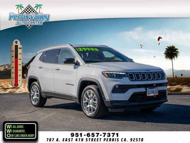 2024 Jeep Compass Latitude Lux FWD