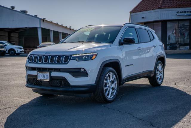 2024 Jeep Compass Latitude Lux FWD
