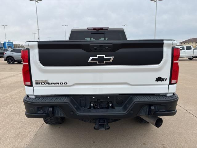 2024 Chevrolet Silverado 2500HD 4WD Crew Cab Standard Bed ZR2